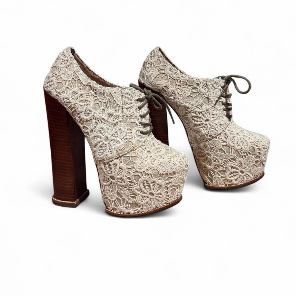DV by Dolce Vita cream Lace Platform bootie heels